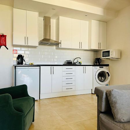 Apartamento Agua Rosa Торевьиа Экстерьер фото
