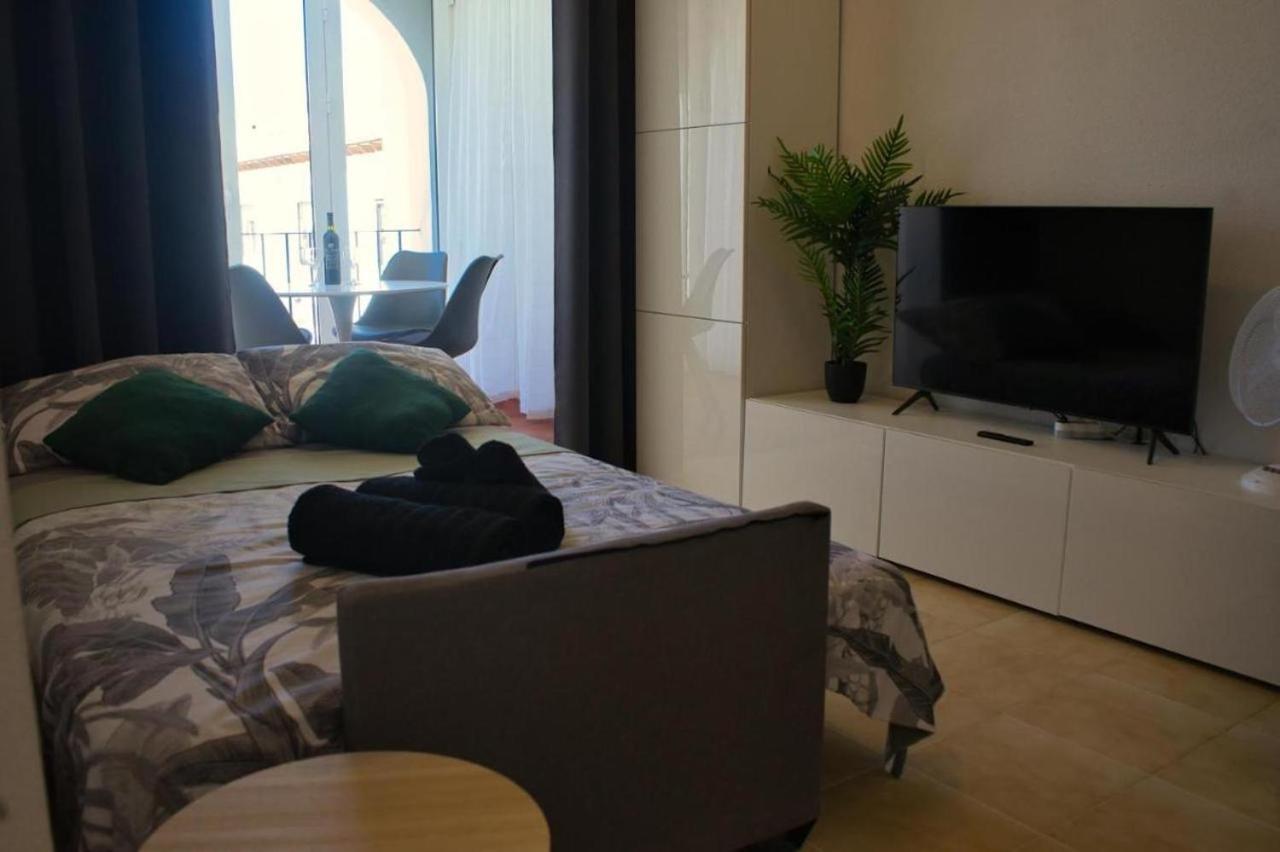 Apartamento Agua Rosa Торевьиа Экстерьер фото